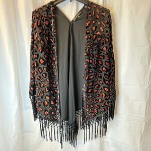 Hot & Delicious Women Sz M/L Kimono Burnout Velvet Leopard Print Fringe EUC